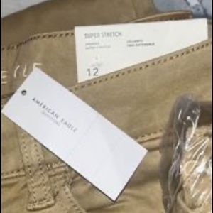 I’m selling two pairs of my American eagle jeans. There both brand new.